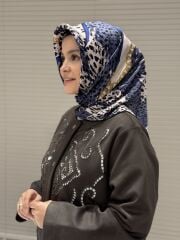 AKER SURA İPEK EŞARP