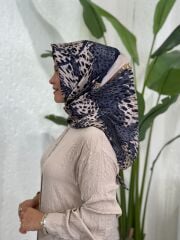 AKER SURA İPEK EŞARP