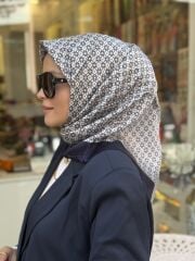 AKER SURA İPEK EŞARP