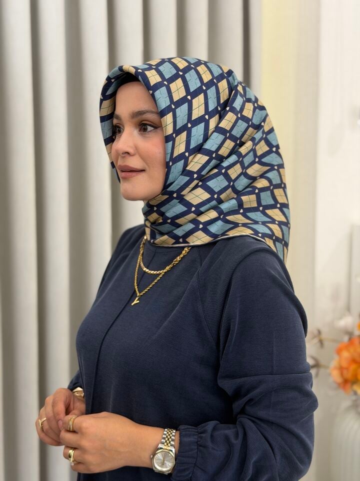 BELLİ TWİLL İPEK EŞARP