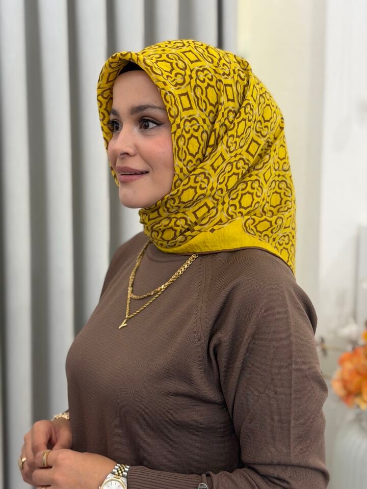 YAZ/GÜZ SERİSİ EŞARP
