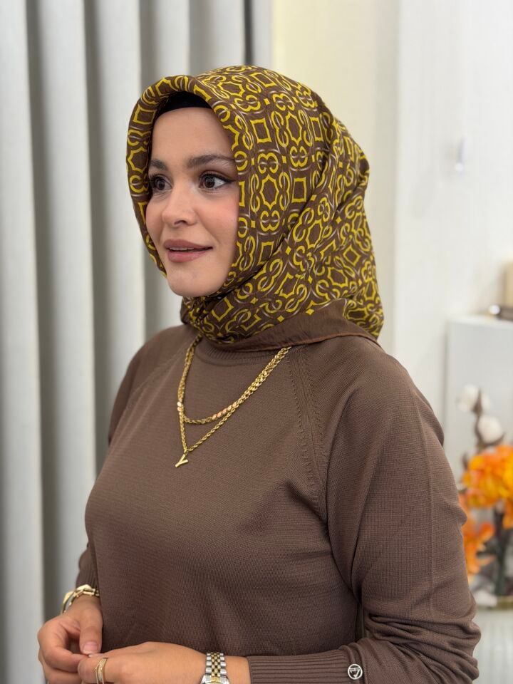 YAZ/GÜZ SERİSİ EŞARP