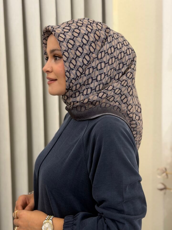 YAZ/GÜZ SERİSİ EŞARP