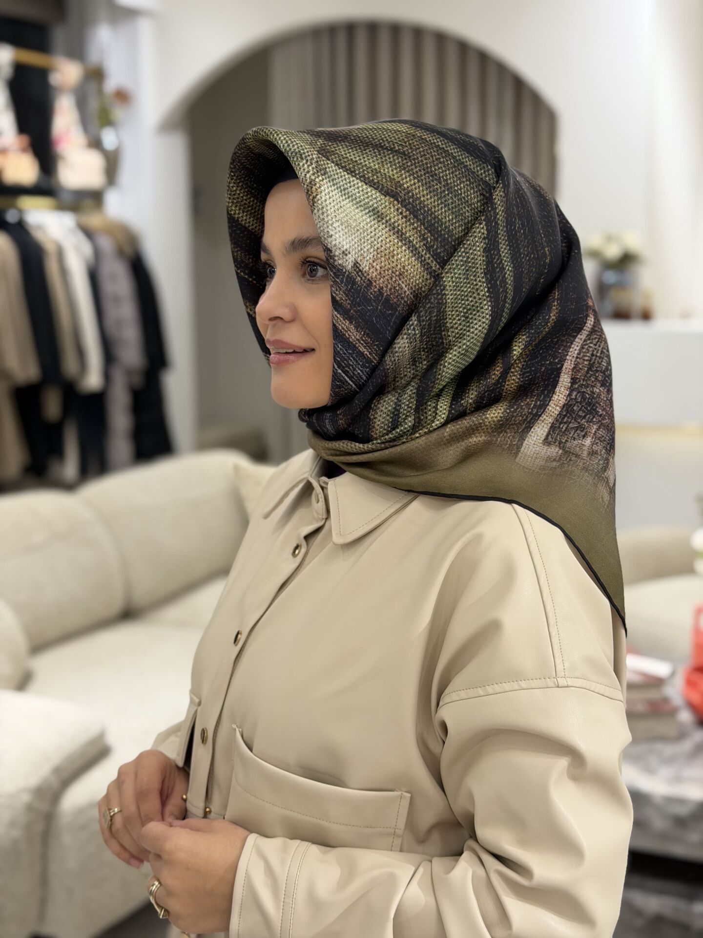 LA BOUTİQUE SURA İPEK EŞARP