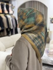 LA BOUTİQUE SURA İPEK EŞARP ( ön sipariş )